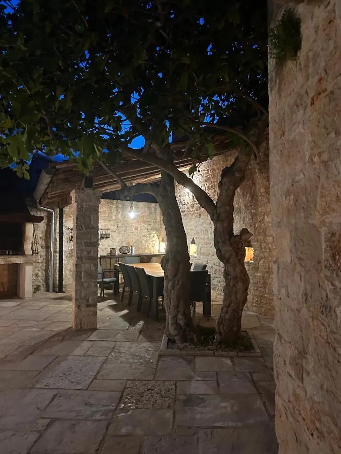 Neroli Place Svetvinčenat