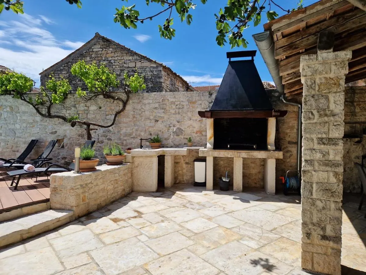Neroli Place Svetvinčenat 0*,