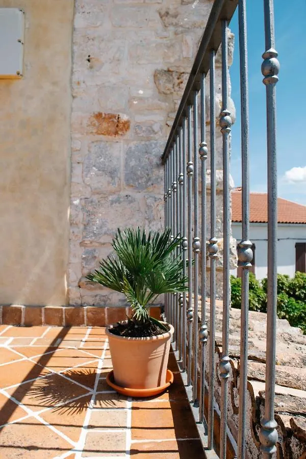 Neroli Place Svetvinčenat 0*,  Kroatien